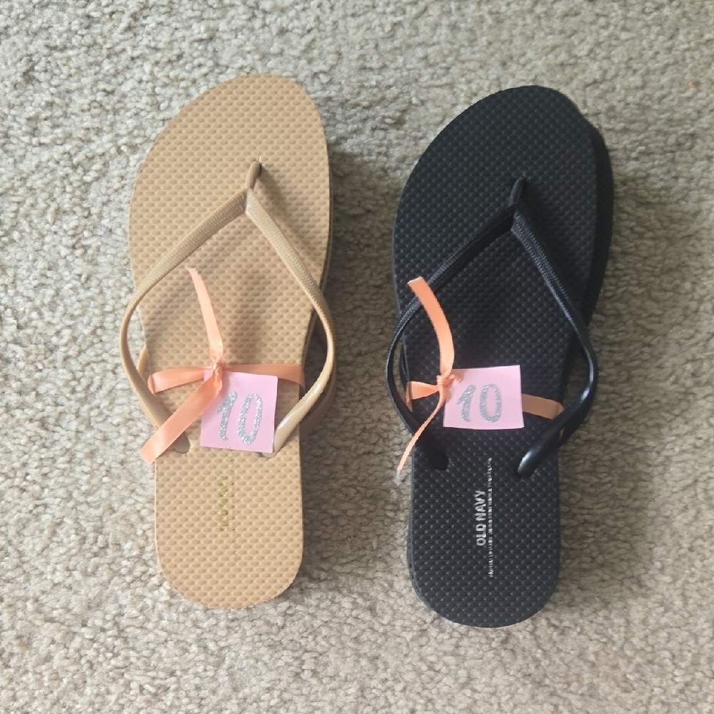 2 Pairs! Old Navy Black and Tan Flip Flops